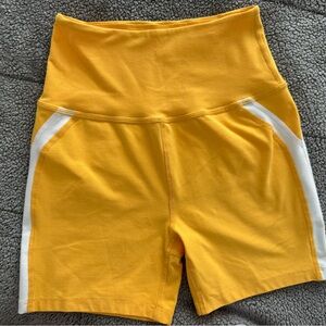 Spacedye Top Line Biker
Contrast panels at sides
5” waistband
5" inseam